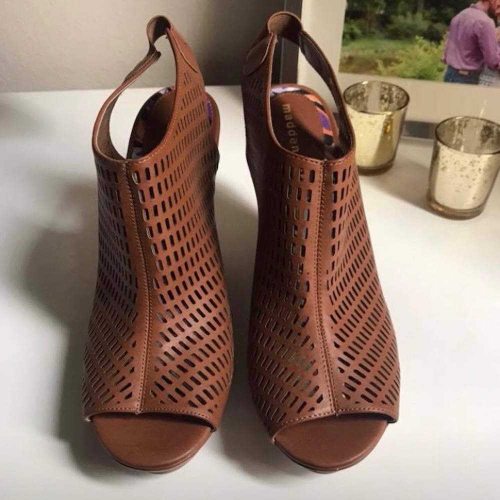 Steve Madden Wedges